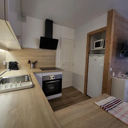 La Roche Noire - Au Pied De L'immeuble Apartment